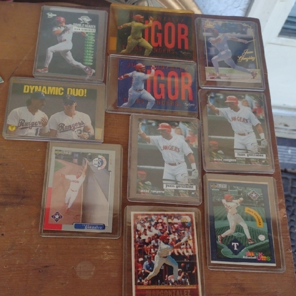 Juan Gonzalez Baseball Trading Card Collection